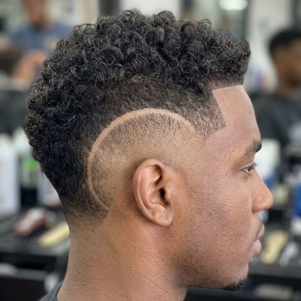 Sharp Contrast Burst Fade
